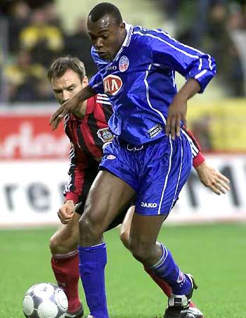 所承载的荣 所承载的荣